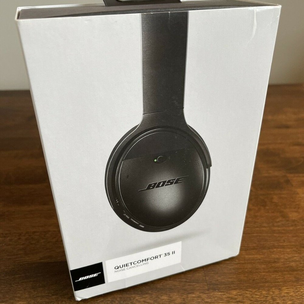 Bose QuietComfort 35 II Wireless Noise-Cancelling Headphones - Black...